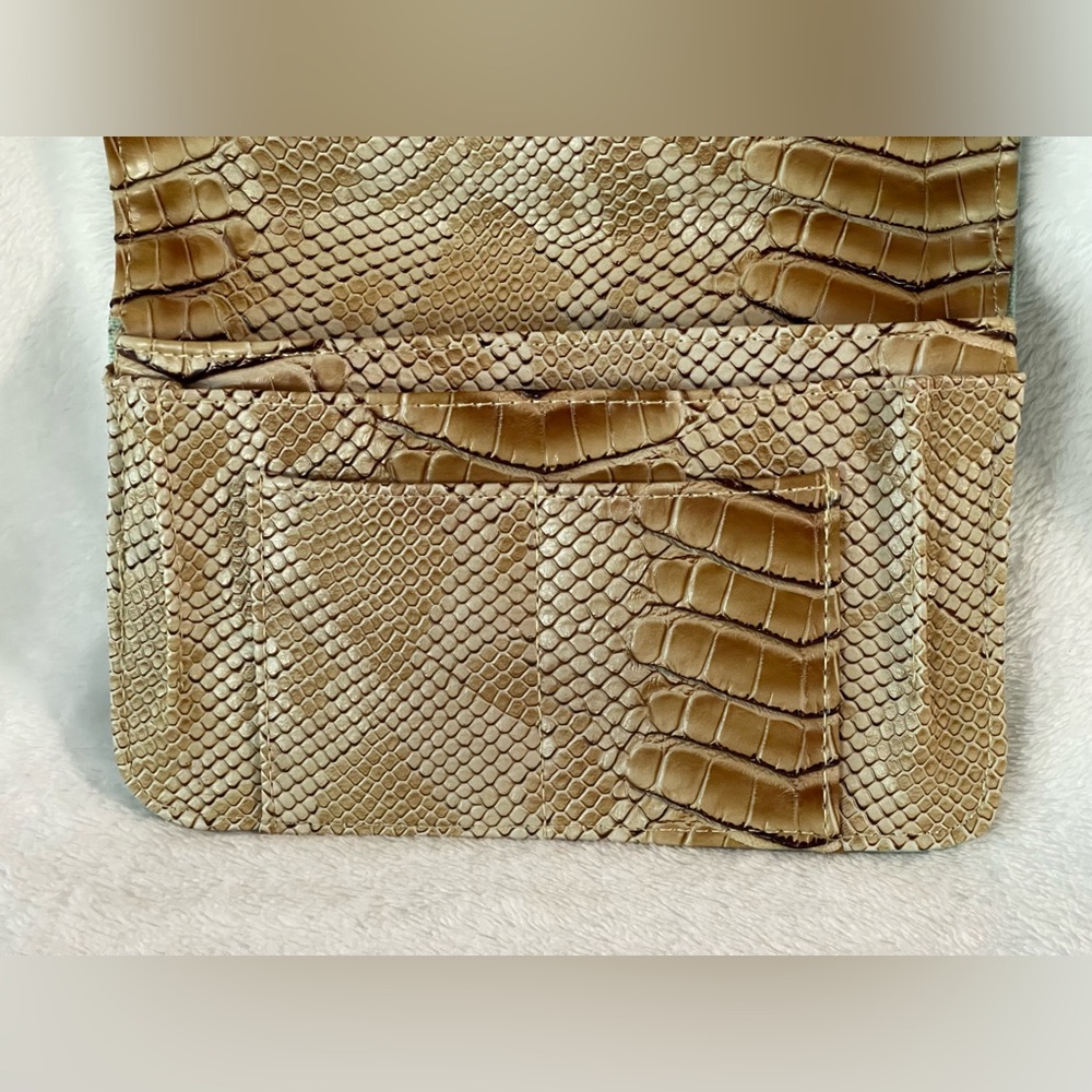 Aloha hawaii wallet clutch purse, phone holder - Picture 5 of 10